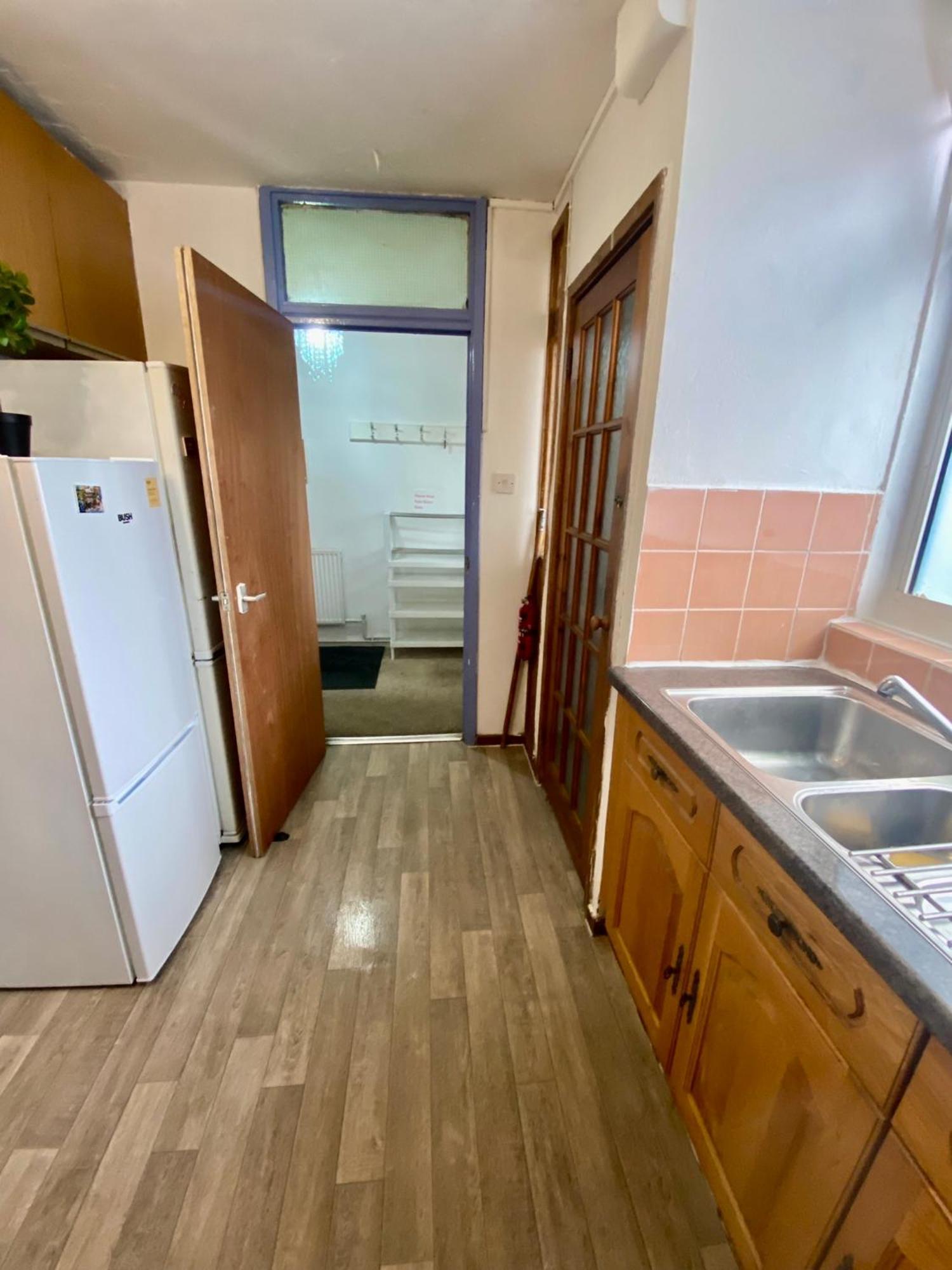 Cosy 3 Bed Apt, Old Truman Brewery! Brick Lane, London, E1 Dış mekan fotoğraf