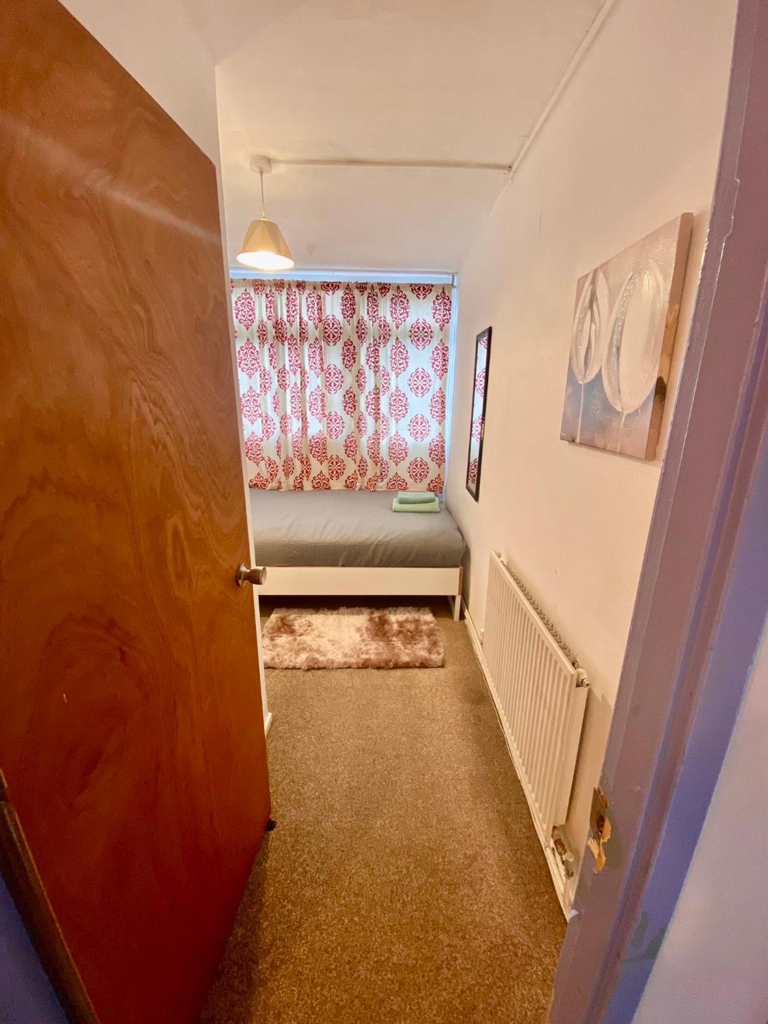 Cosy 3 Bed Apt, Old Truman Brewery! Brick Lane, London, E1 Dış mekan fotoğraf