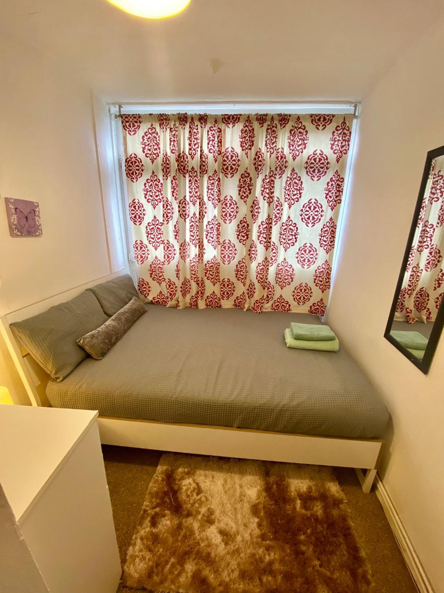 Cosy 3 Bed Apt, Old Truman Brewery! Brick Lane, London, E1 Dış mekan fotoğraf